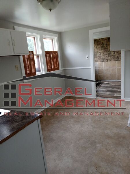 920 Ames st. Unit 3 multi family photo 4
